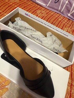 Bamboo flats size 5.5 .